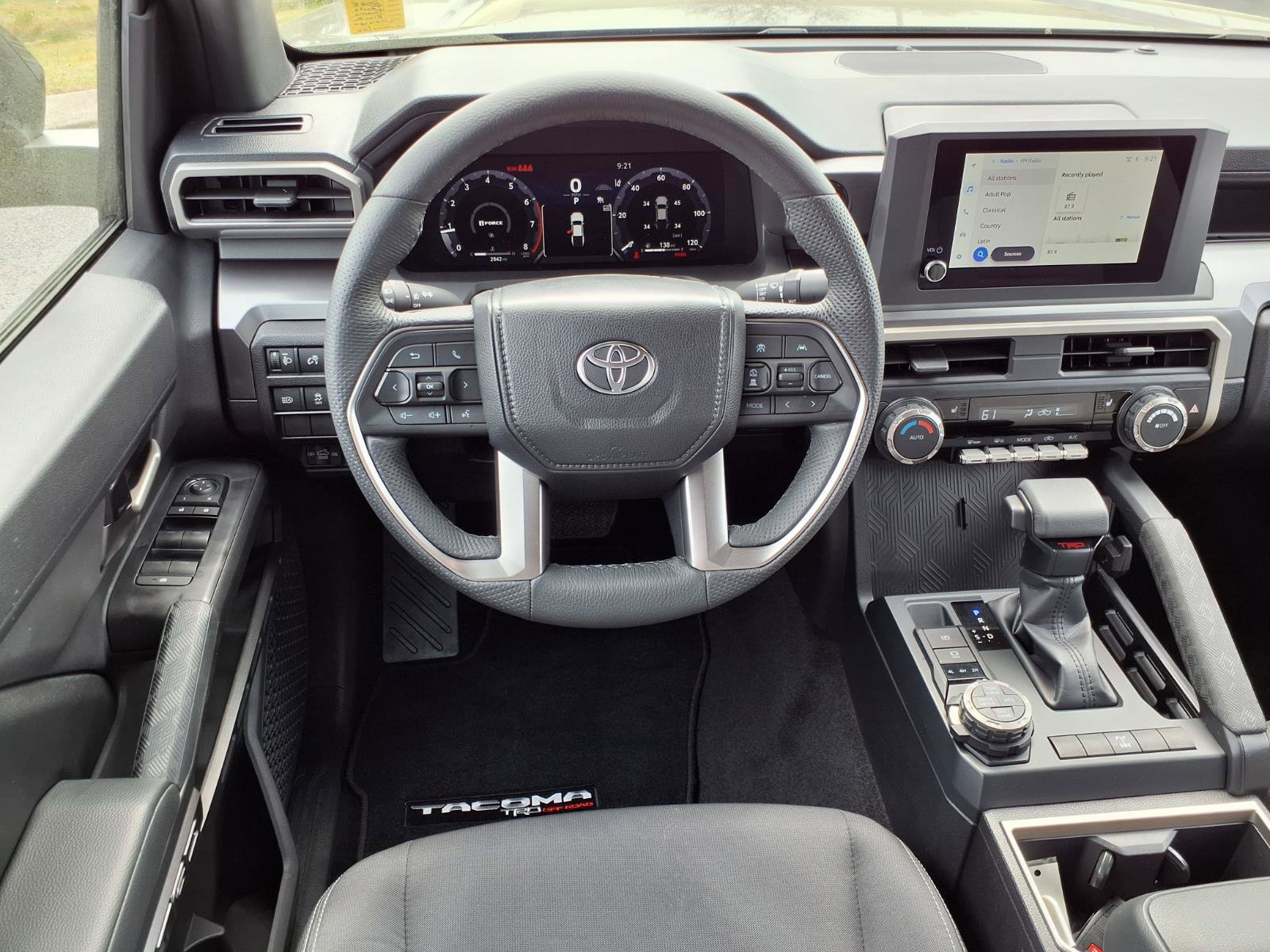 Used 2025 Toyota Tacoma TRD Off-Road image 8