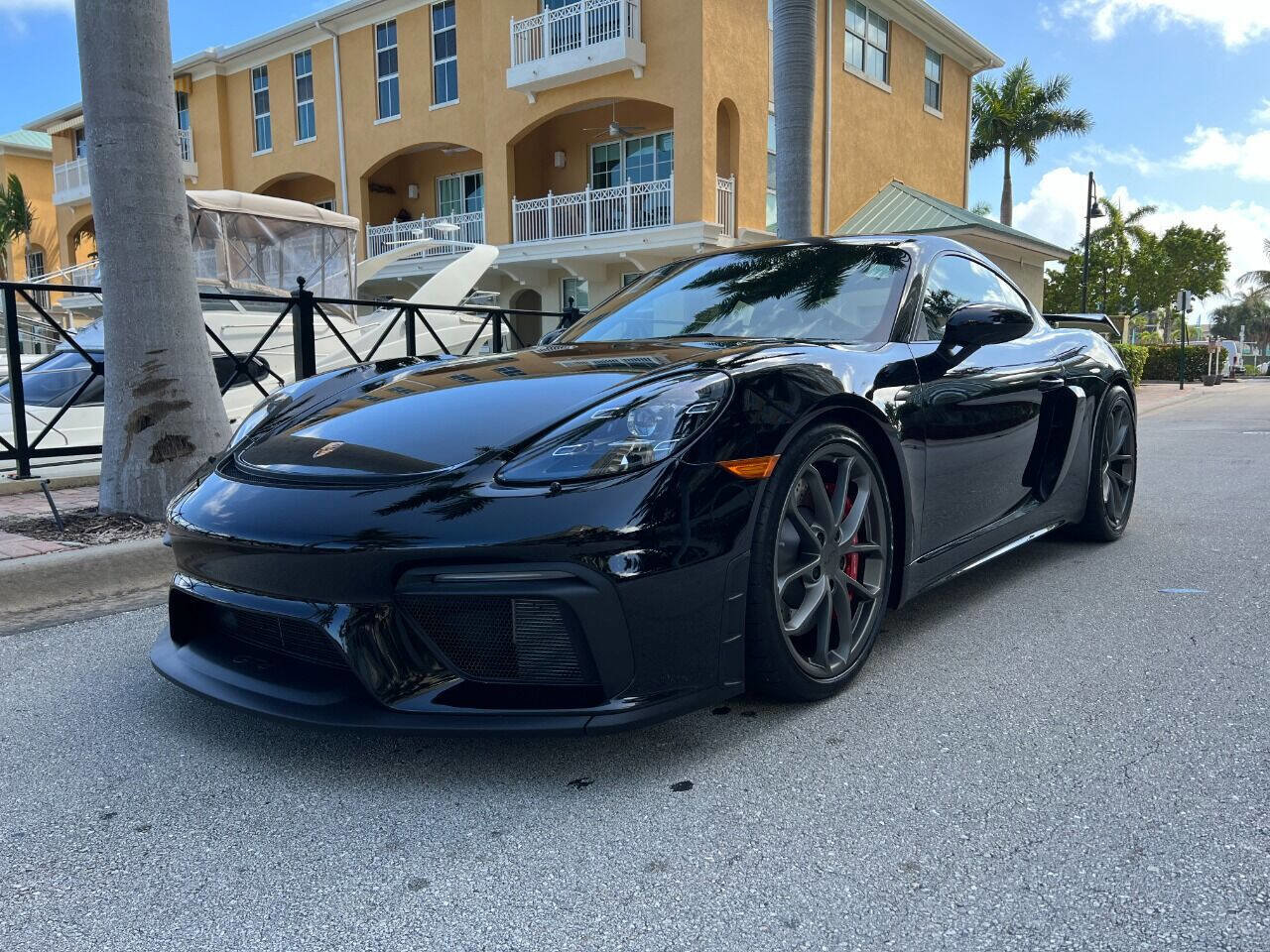 Used 2021 Porsche 718 Cayman GT4 image 4