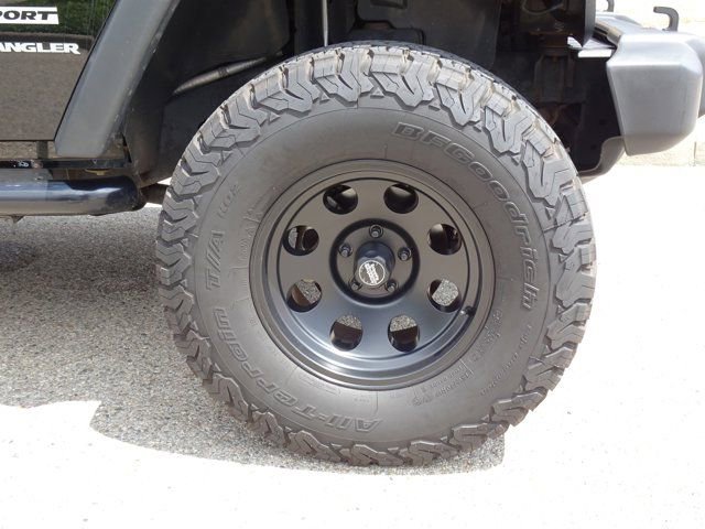 Used 2016 Jeep Wrangler Sport image 20