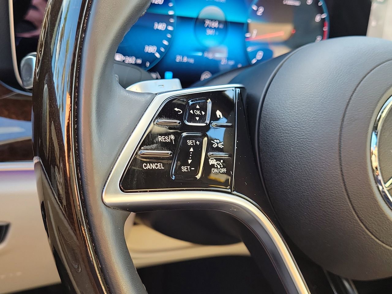 Certified 2023 Mercedes-Benz E 350 4MATIC Sedan image 30