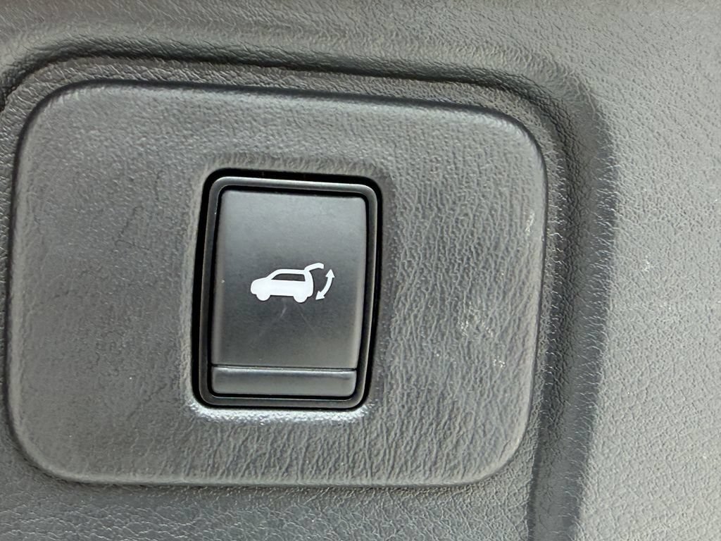 Used 2023 Nissan Murano SL w/ SL Moonroof Package FWD image 14