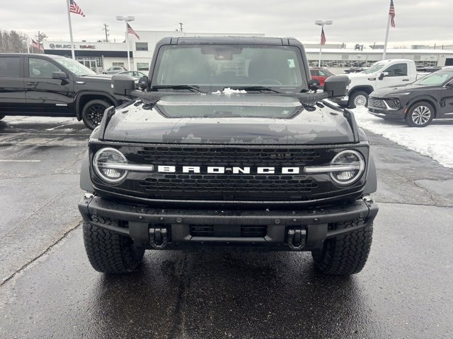 Used 2025 Ford Bronco Badlands image 2
