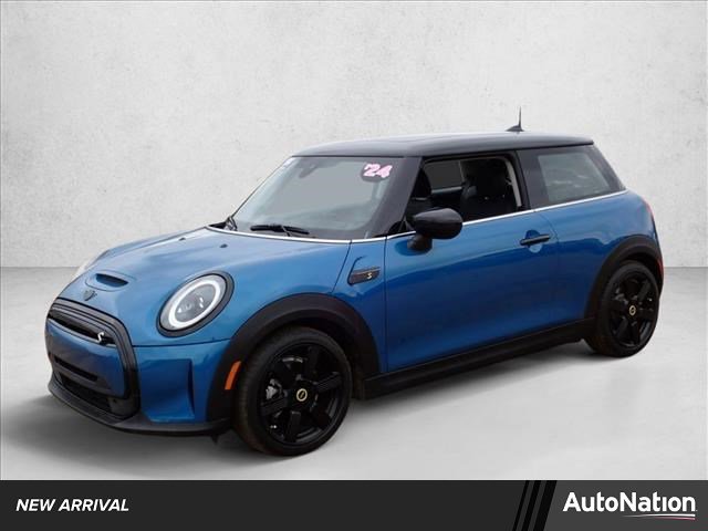 Used 2024 MINI Cooper SE FWD image 1