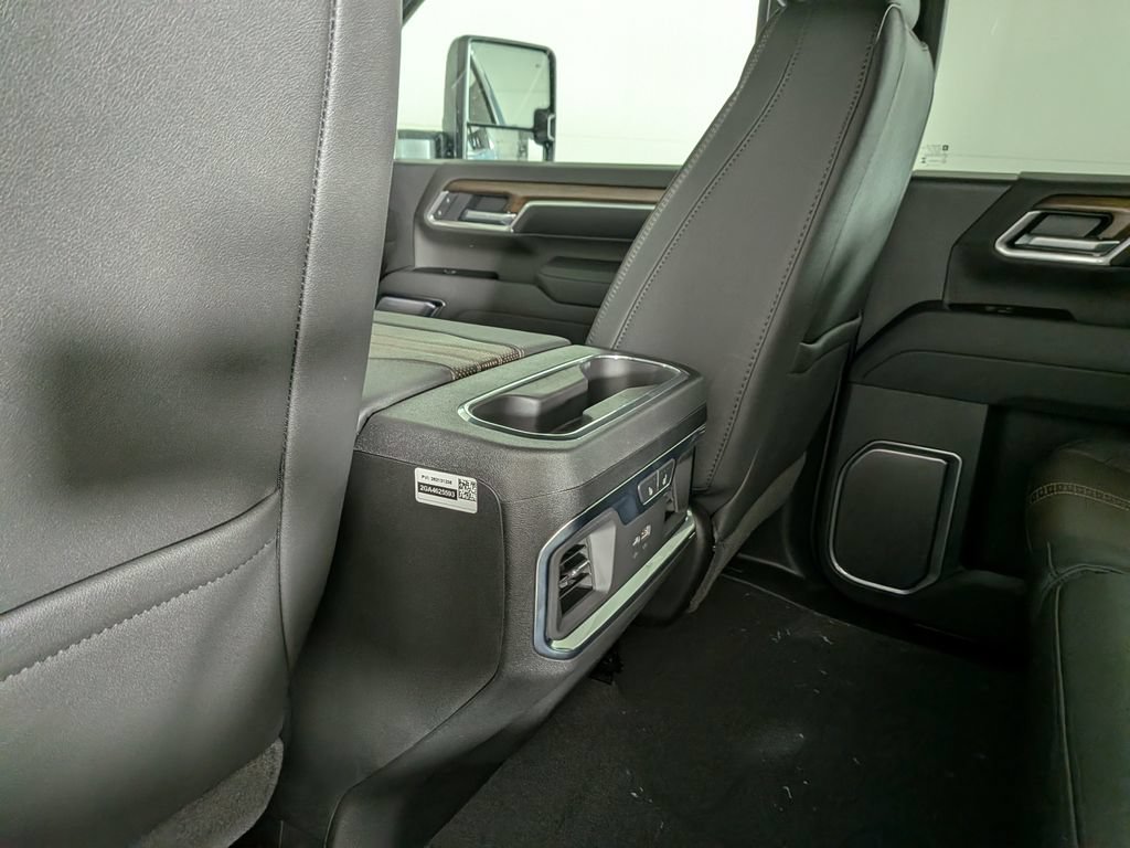 New 2026 Chevrolet Silverado 2500 High Country w/ High Country Premium Package AWD/4WD image 33