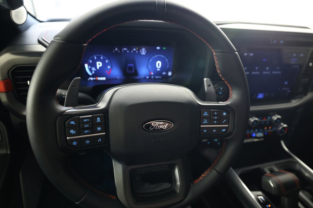 Used 2025 Ford F150 Raptor AWD/4WD image 17
