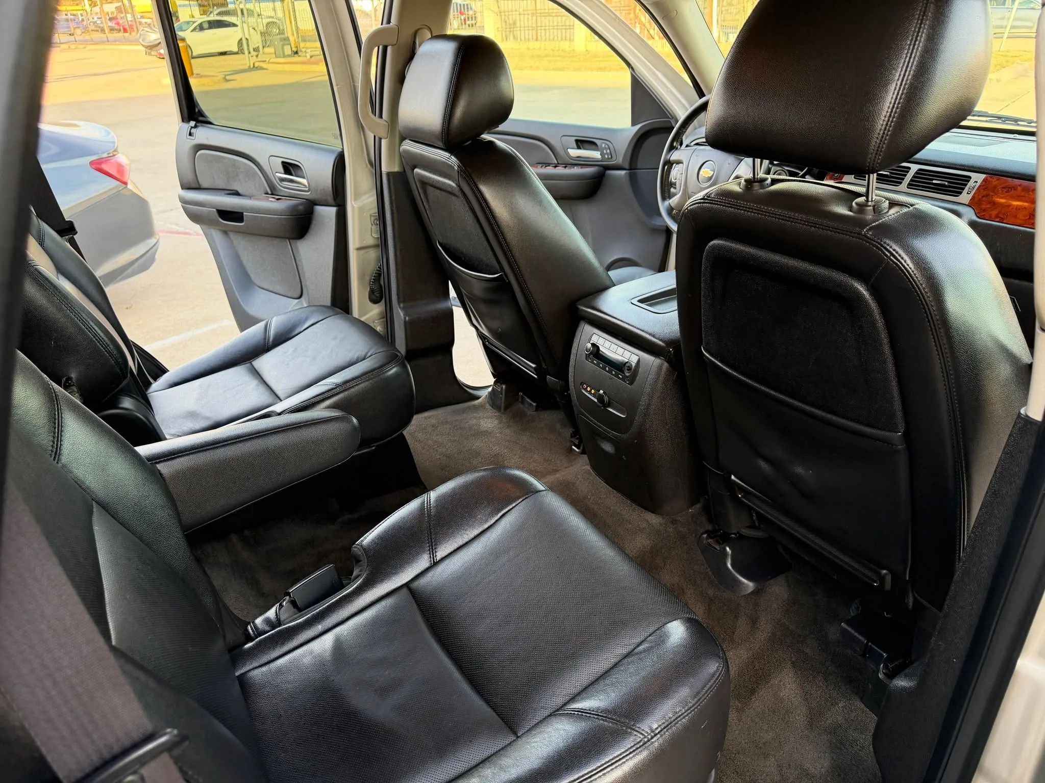Used 2013 Chevrolet Tahoe LTZ image 22