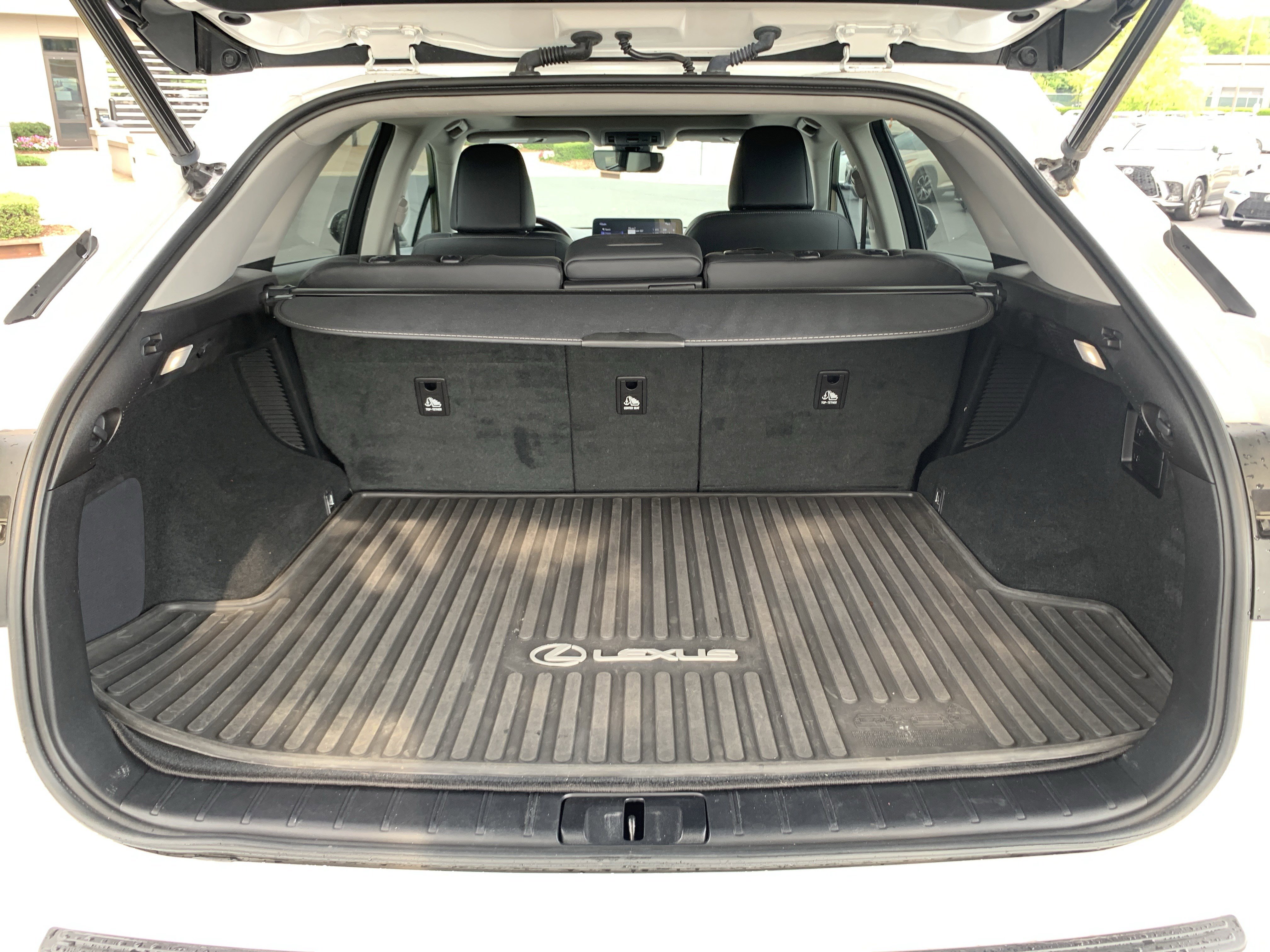 Used 2022 Lexus RX 450h AWD w/ Premium Package image 34
