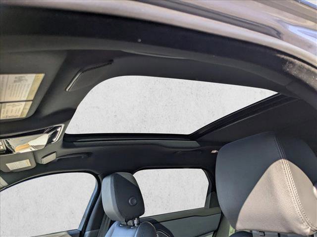 Certified 2025 Land Rover Range Rover Velar S image 16