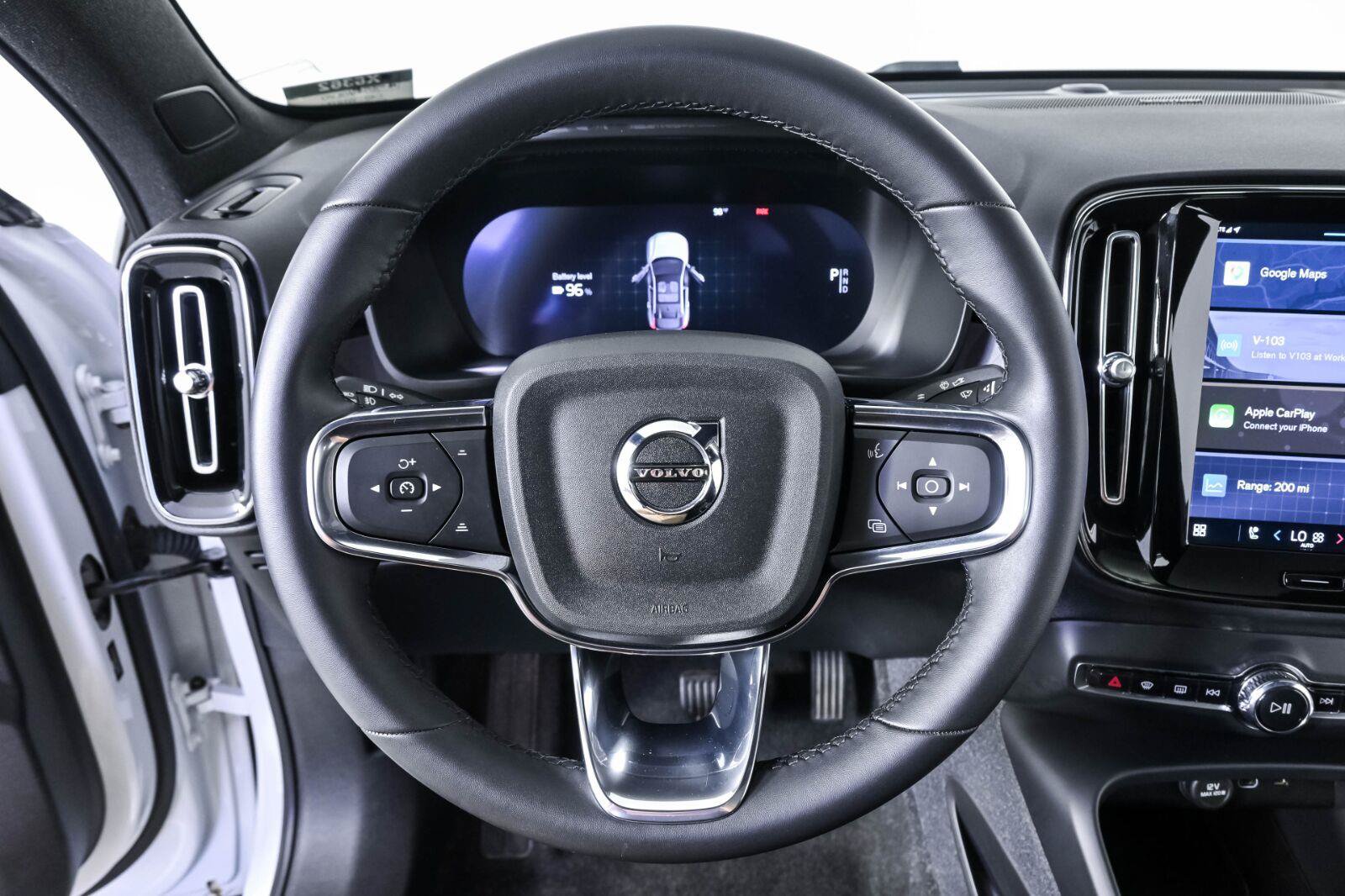 Certified 2024 Volvo C40 Recharge Ultimate AWD/4WD image 10