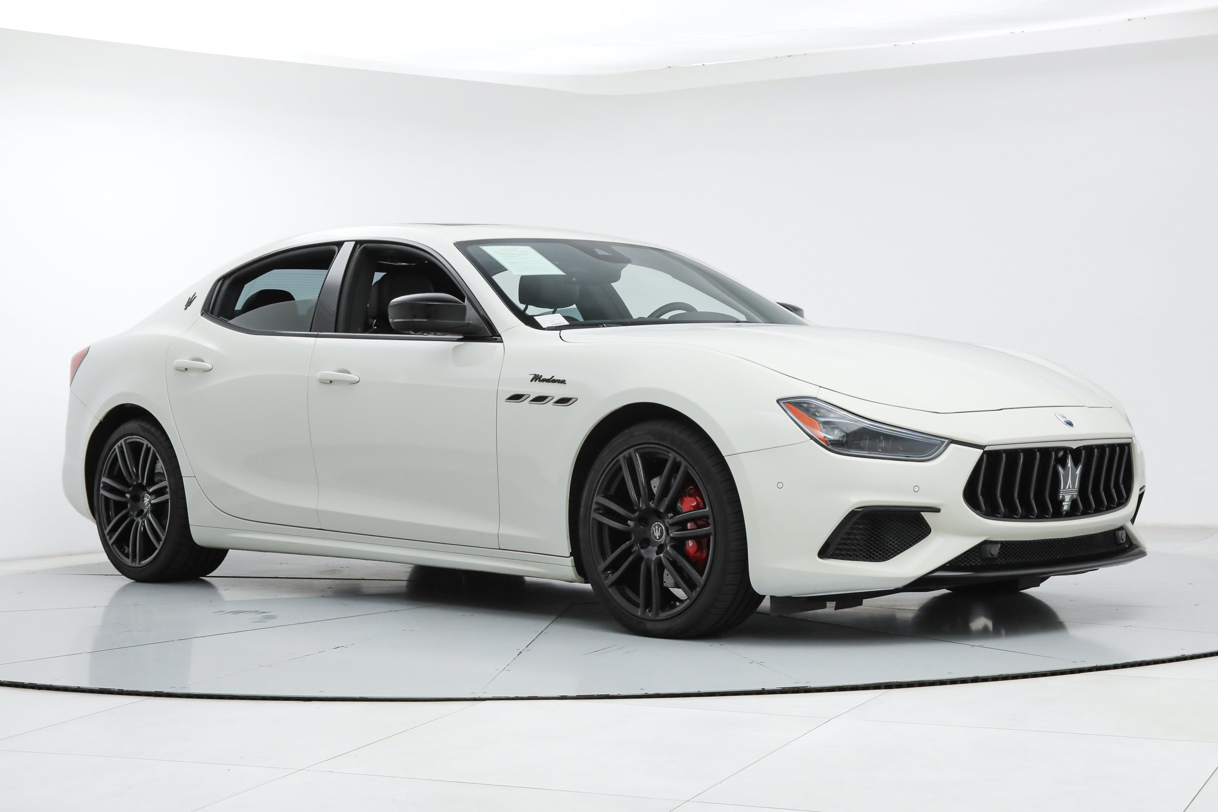 Certified 2023 Maserati Ghibli Modena RWD image 7
