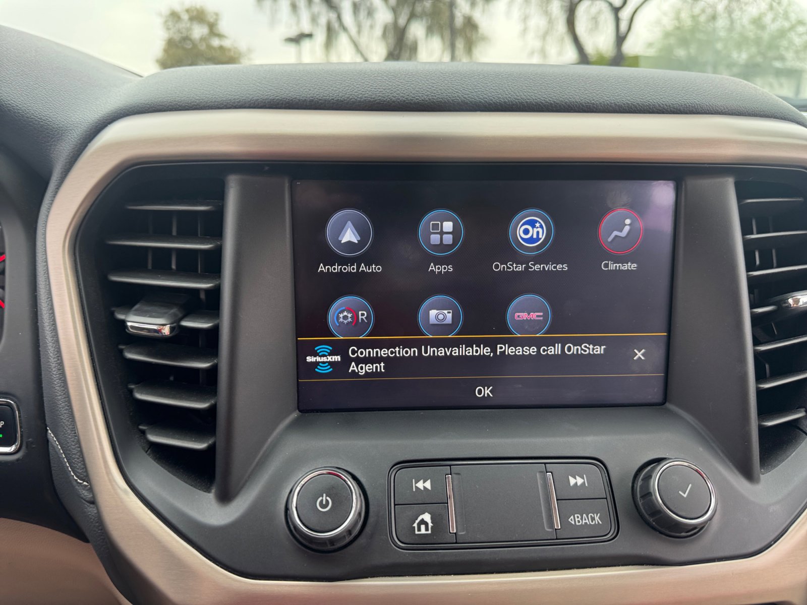 Used 2021 GMC Acadia Denali w/ Denali Ultimate Package AWD/4WD image 28