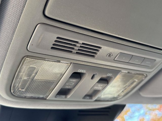 Used 2017 Honda CR-V EX-L image 37