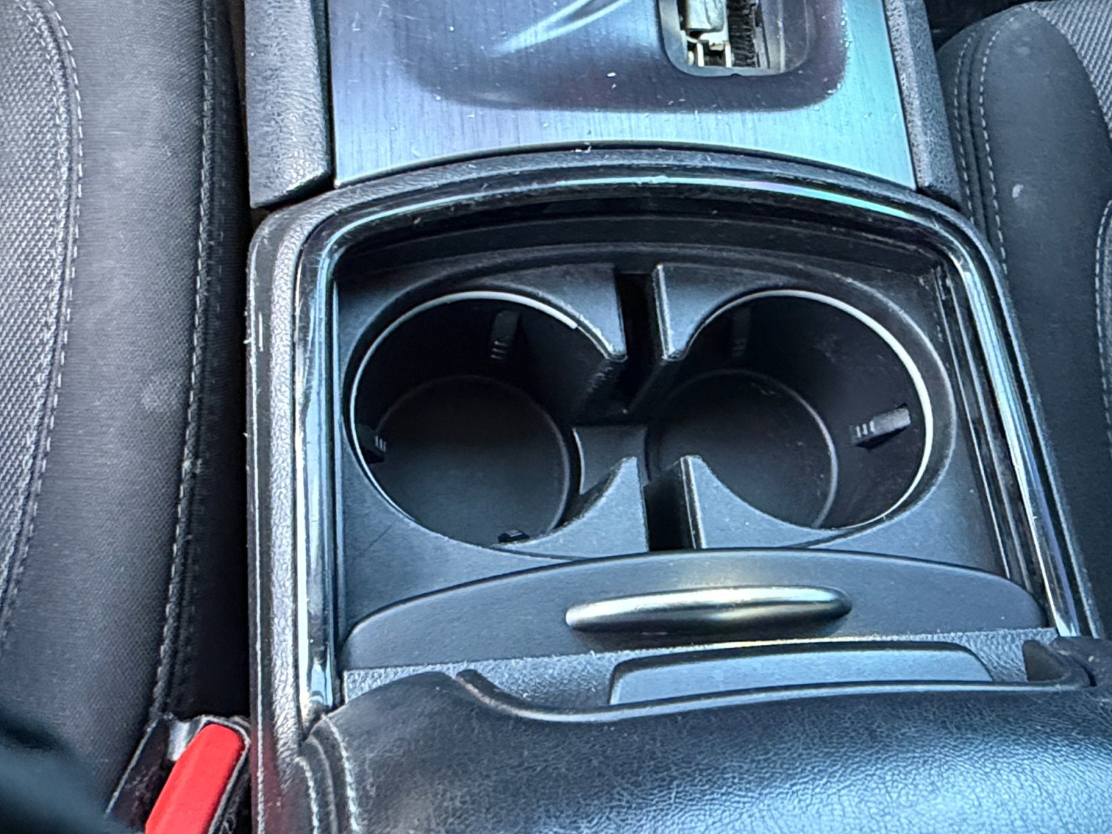 Used 2018 Dodge Charger SXT w/ Blacktop Package RWD image 29