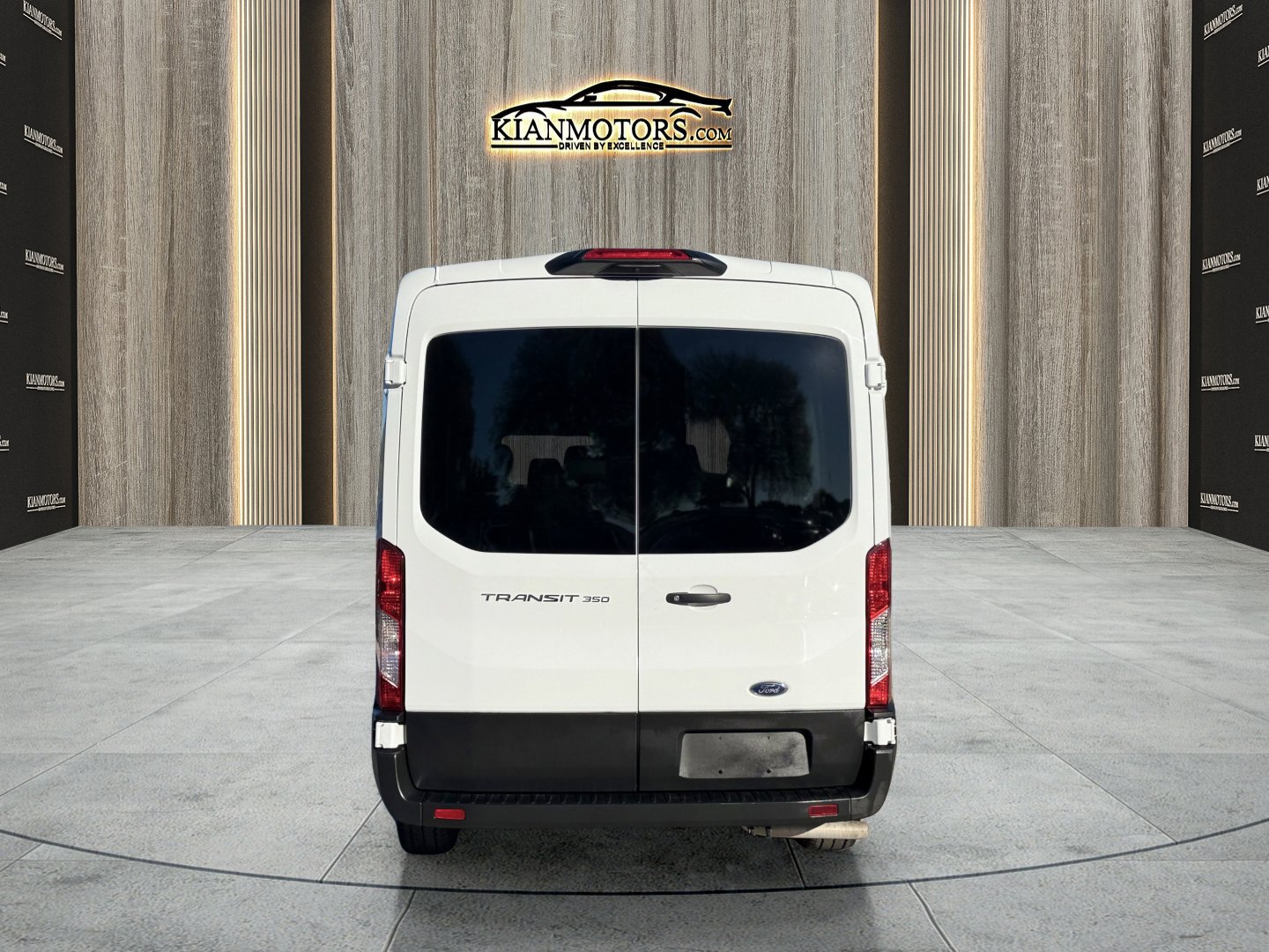 Used 2023 Ford Transit 350 XL image 9