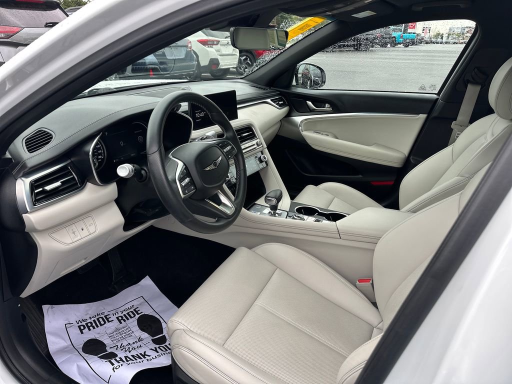 Used 2025 Genesis G70 2.5T AWD/4WD image 9