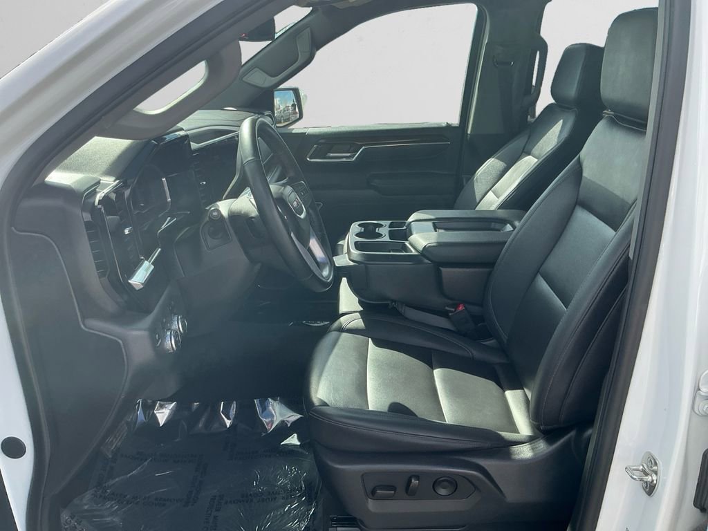 Used 2025 GMC Sierra 1500 SLT image 9