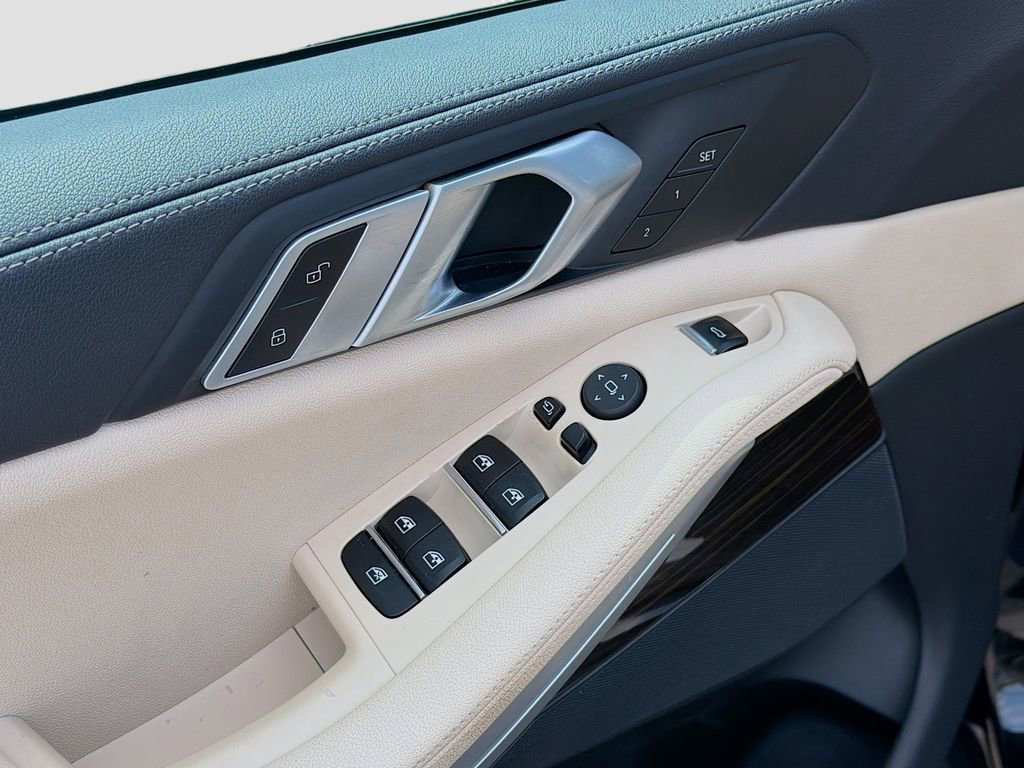 Used 2020 BMW X5 xDrive40i w/ Convenience Package image 22