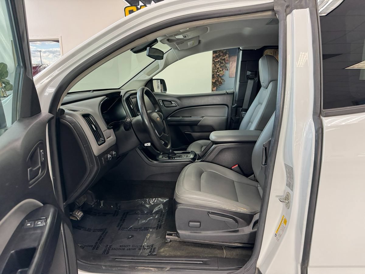 Used 2018 Chevrolet Colorado W/T w/ WT Convenience Package AWD/4WD image 11