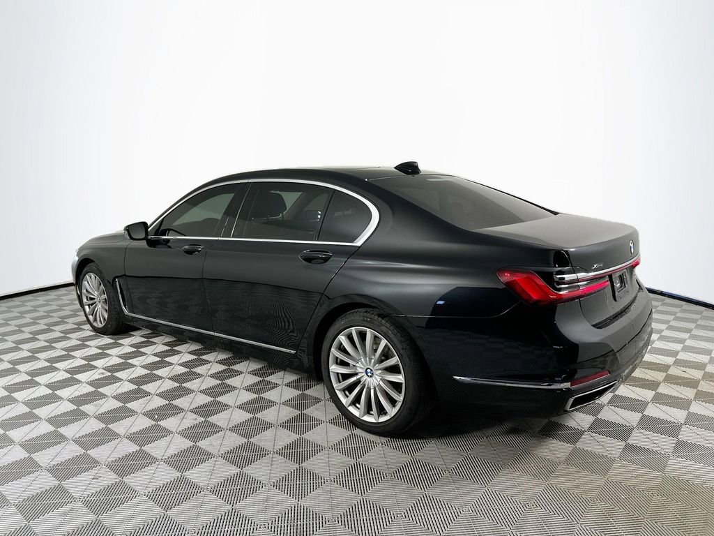 Used 2021 BMW 740i xDrive w/ Premium Package AWD/4WD image 5