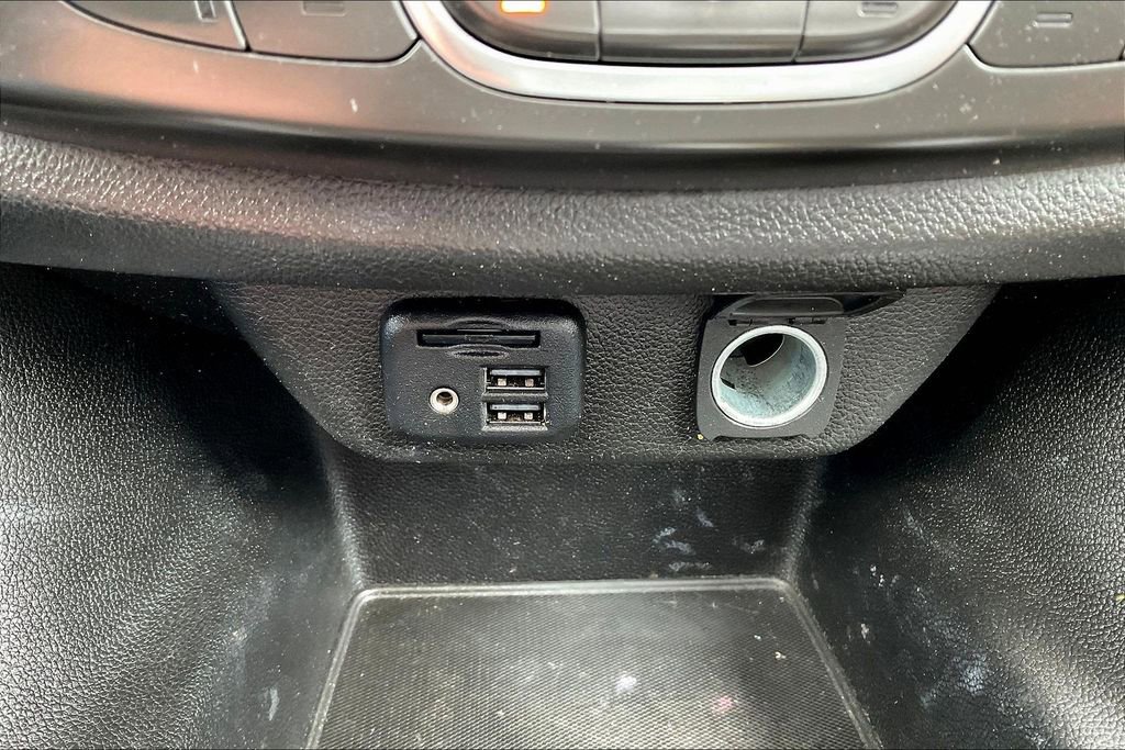 Used 2020 Chevrolet Traverse LT w/ LT Premium Package image 26