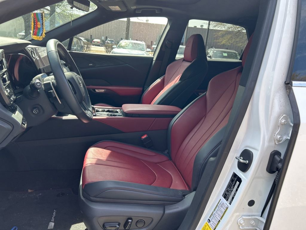 Used 2024 Lexus RX 350 F Sport w/ Convenience Package image 10