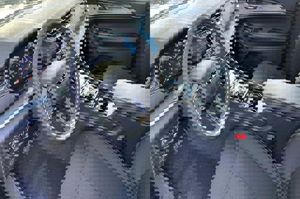 New 2025 Jeep Grand Cherokee Laredo X w/ Luxury Tech Group I image 10