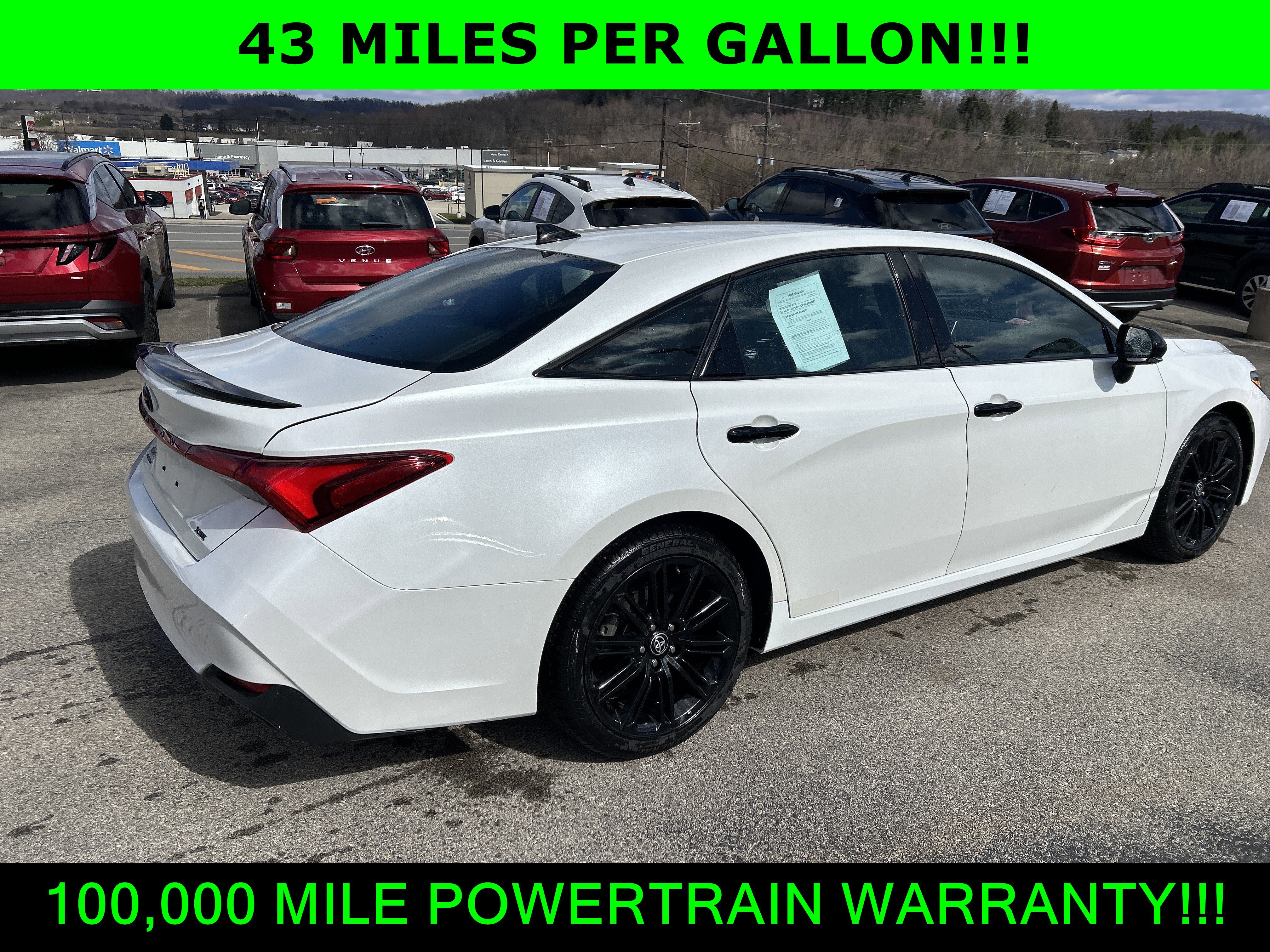 Used 2022 Toyota Avalon XSE image 7