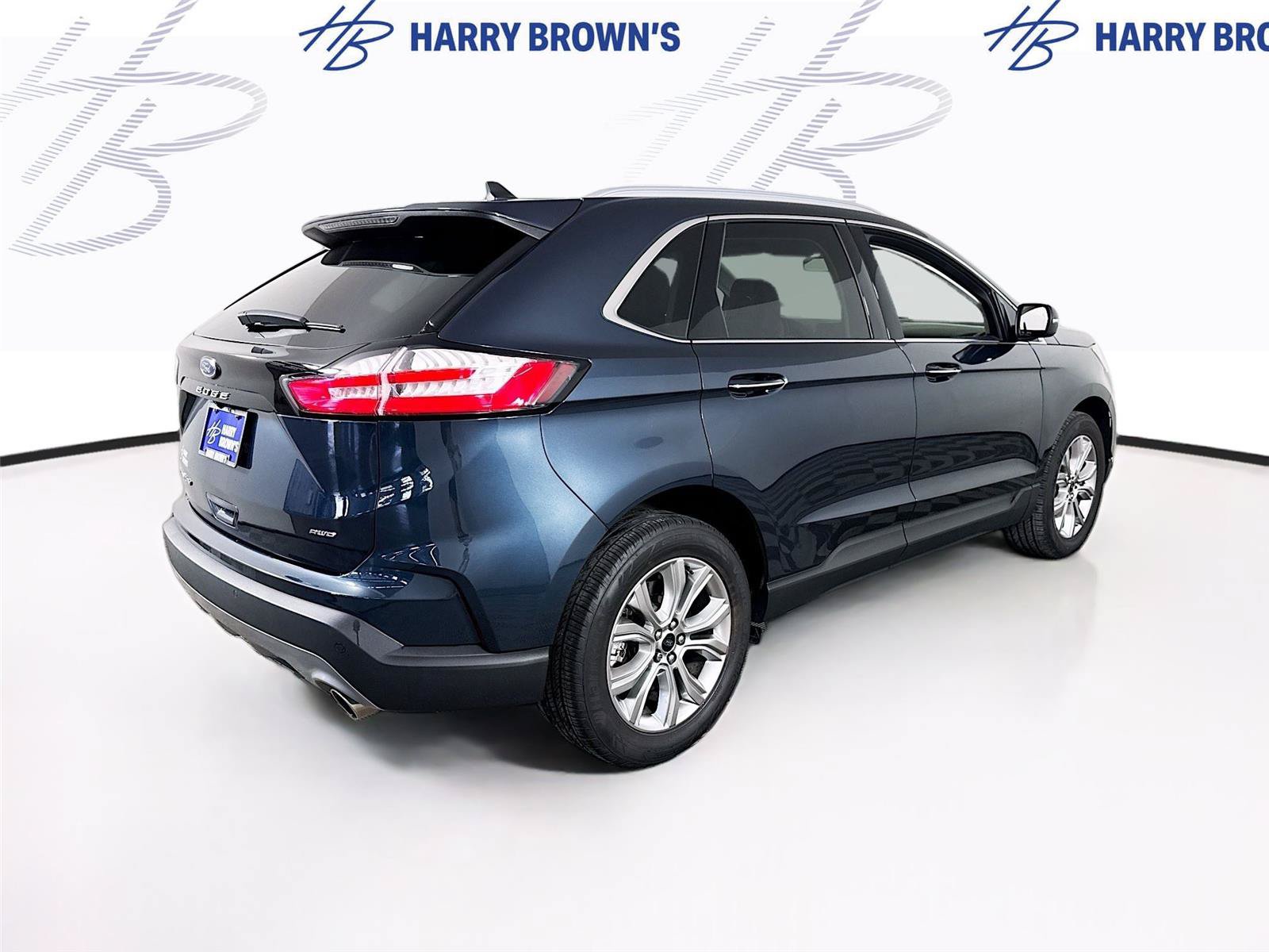 Used 2024 Ford Edge Titanium AWD/4WD image 29