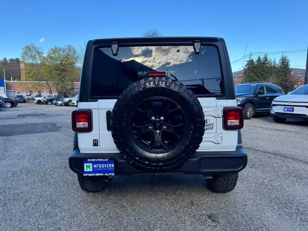 Used 2022 Jeep Wrangler Willys AWD/4WD image 4
