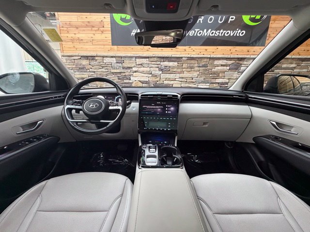 Certified 2024 Hyundai Tucson Limited AWD/4WD image 16