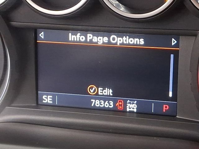 Used 2022 Chevrolet Silverado 1500 LT Trail Boss w/ Bed Protection Package image 23