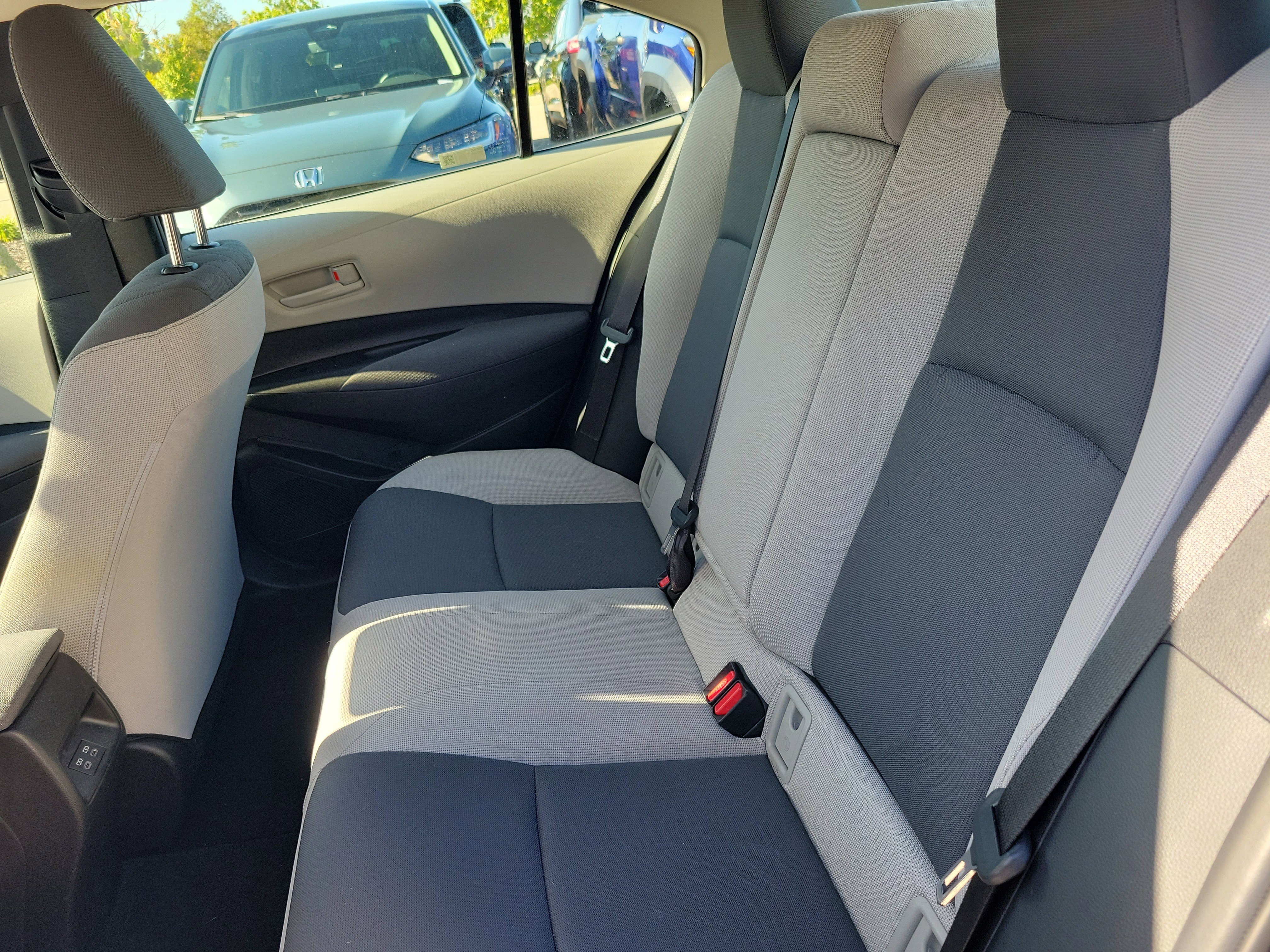 Used 2023 Toyota Corolla LE FWD image 15