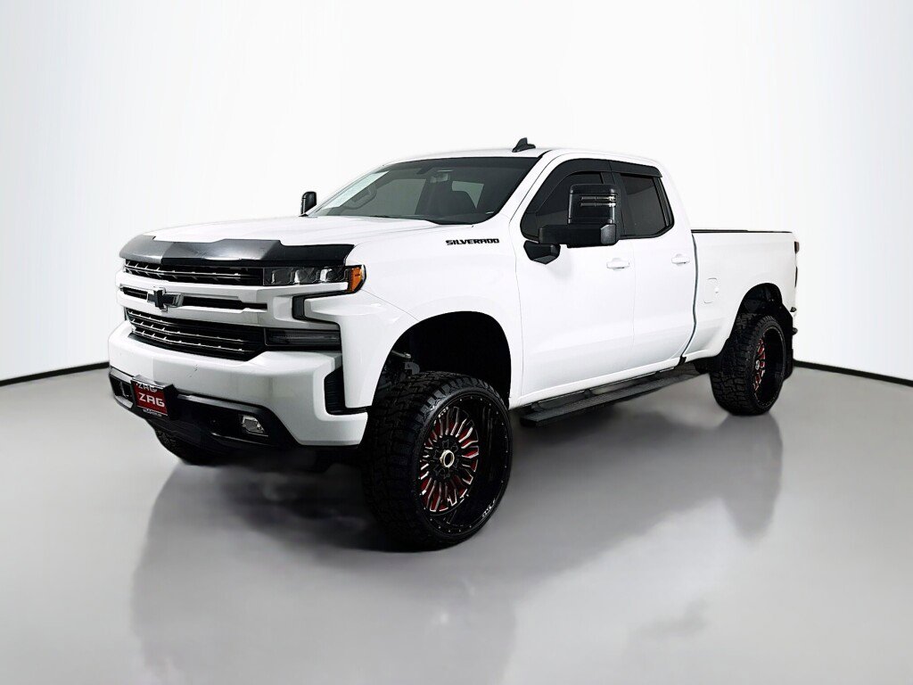 Used 2020 Chevrolet Silverado 1500 RST image 1