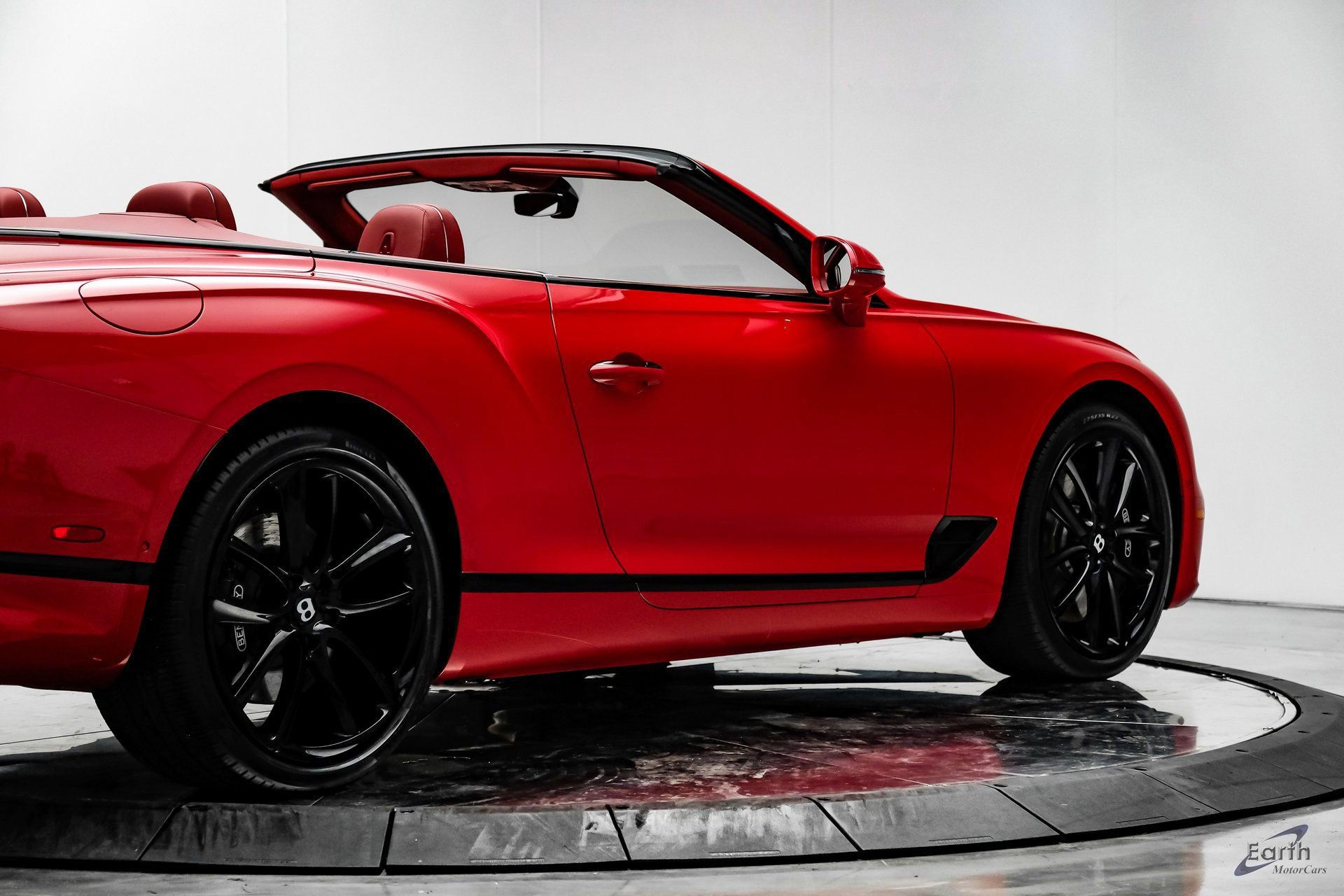 Used 2022 Bentley Continental GT image 22