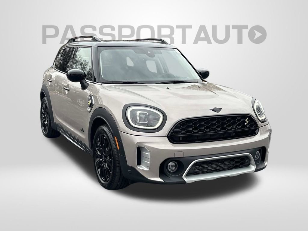 Used 2023 MINI Cooper Countryman SE w/ Storage Package image 6