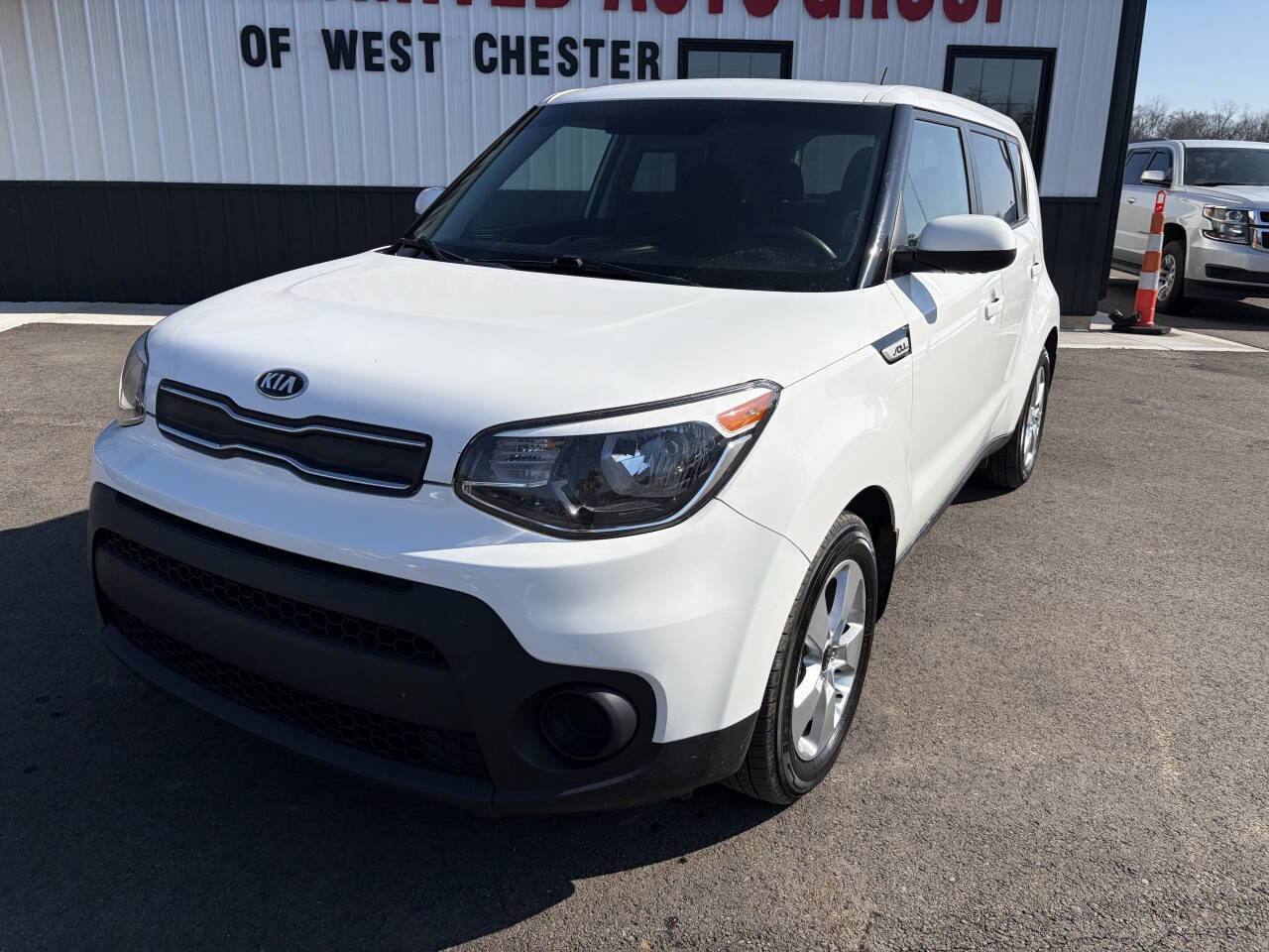 Used 2017 Kia Soul w/ Convenience Package image 2