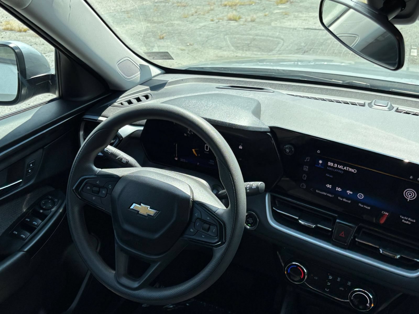 Used 2025 Chevrolet TrailBlazer LT FWD image 31