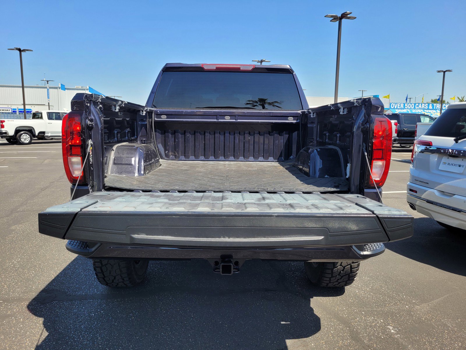 Used 2022 GMC Sierra 1500 Elevation w/ LPO, Elevation Black Package image 27