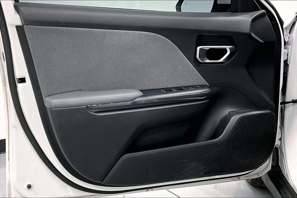 Used 2025 Kia K4 EX FWD image 20