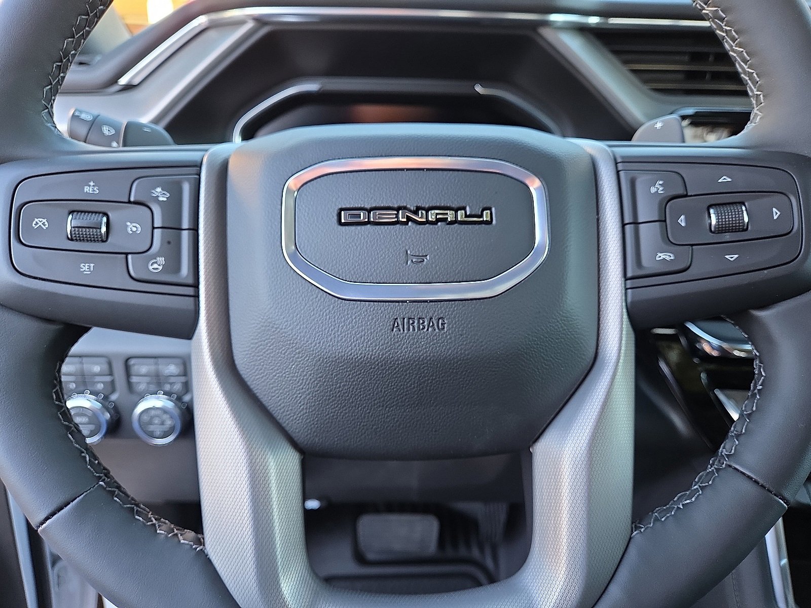 New 2026 GMC Sierra 1500 Denali image 13