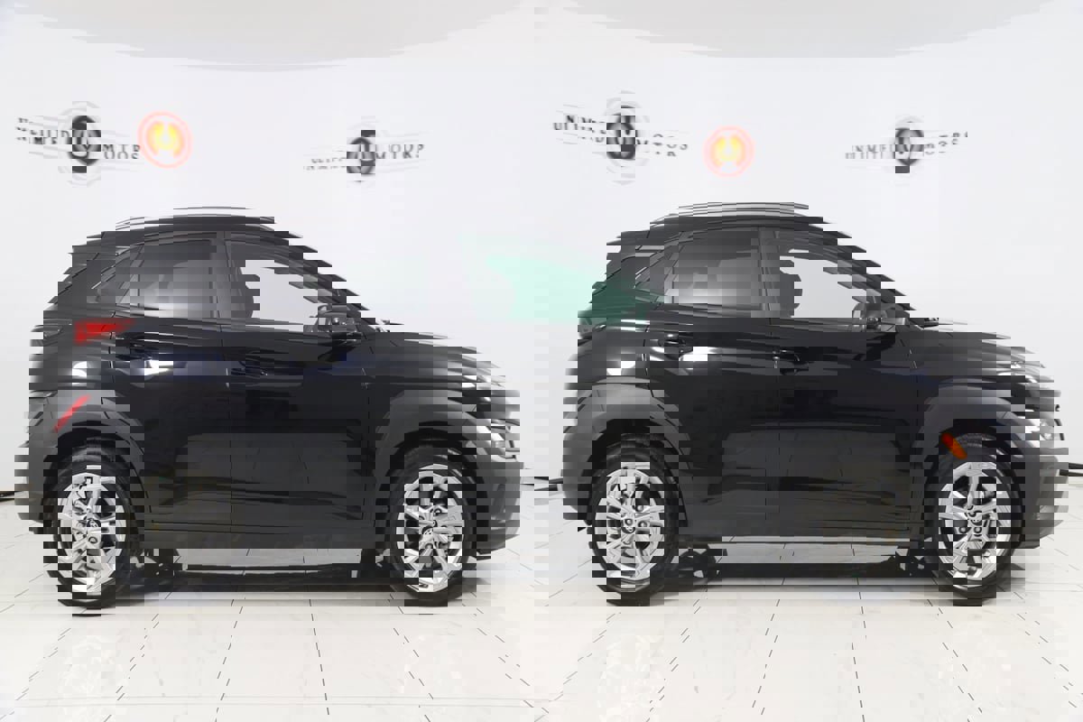 Used 2023 Hyundai Kona SEL w/ Cargo Package image 2