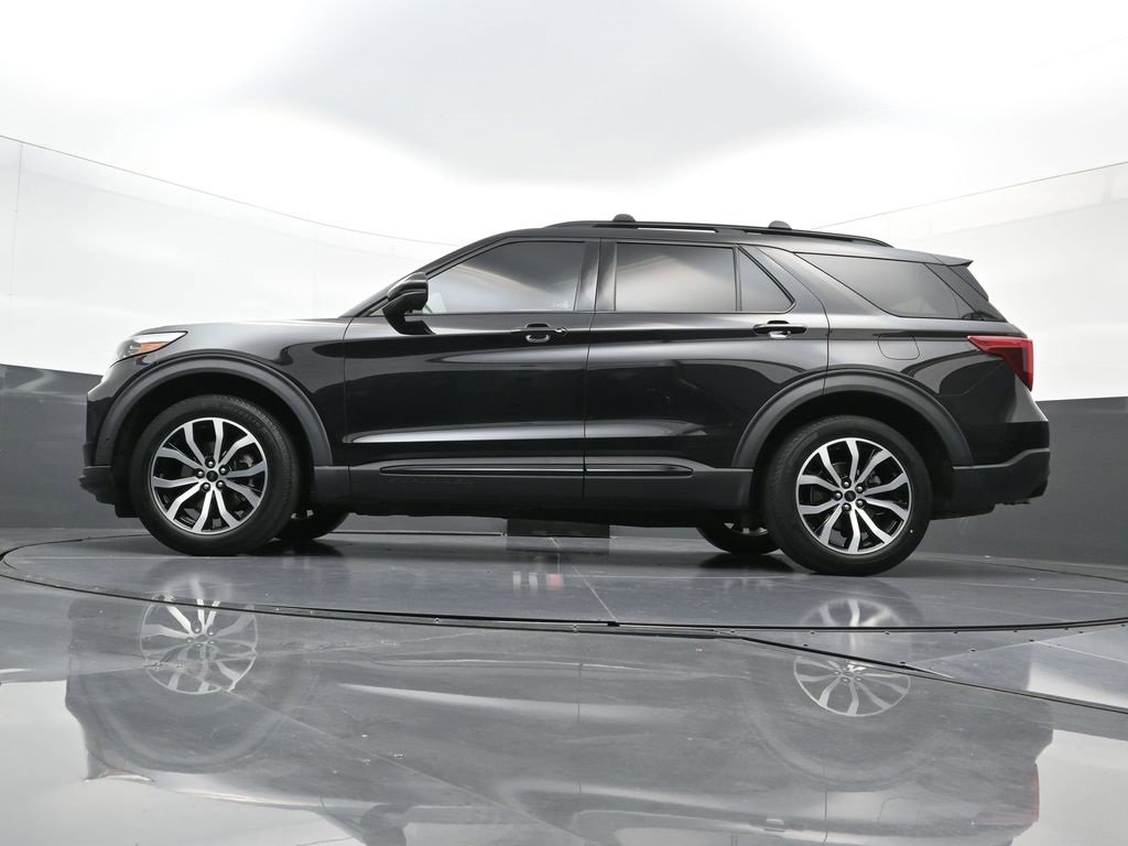 Used 2020 Ford Explorer ST w/ Premium Technology Package image 25