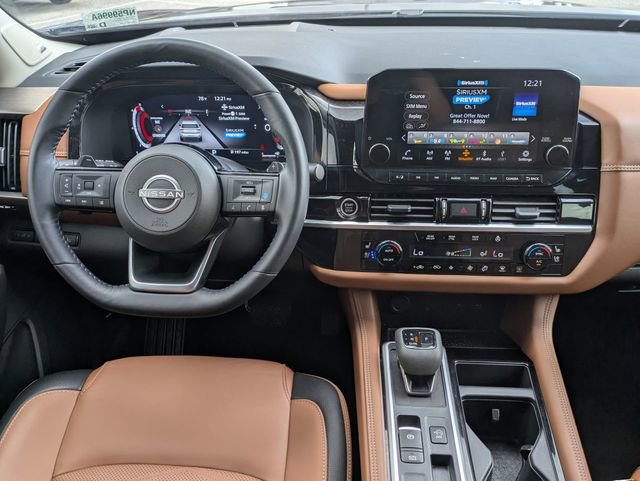 Used 2024 Nissan Pathfinder Platinum w/ Cargo Package image 27