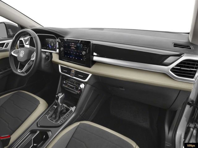 New 2025 Volkswagen Taos SE image 6