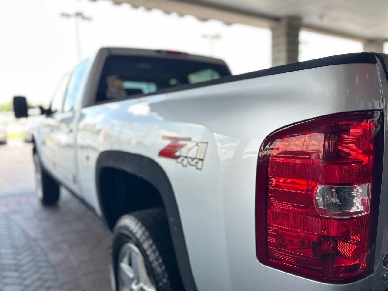 Used 2012 Chevrolet Silverado 2500 LTZ w/ LTZ Plus Package AWD/4WD image 11