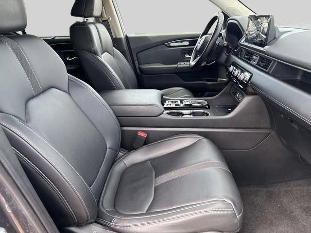 Certified 2023 Honda Pilot Touring image 20