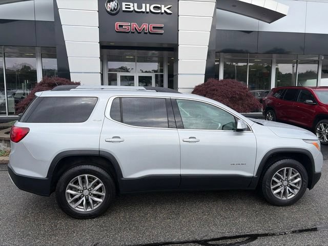 Used 2018 GMC Acadia SLE AWD/4WD image 2