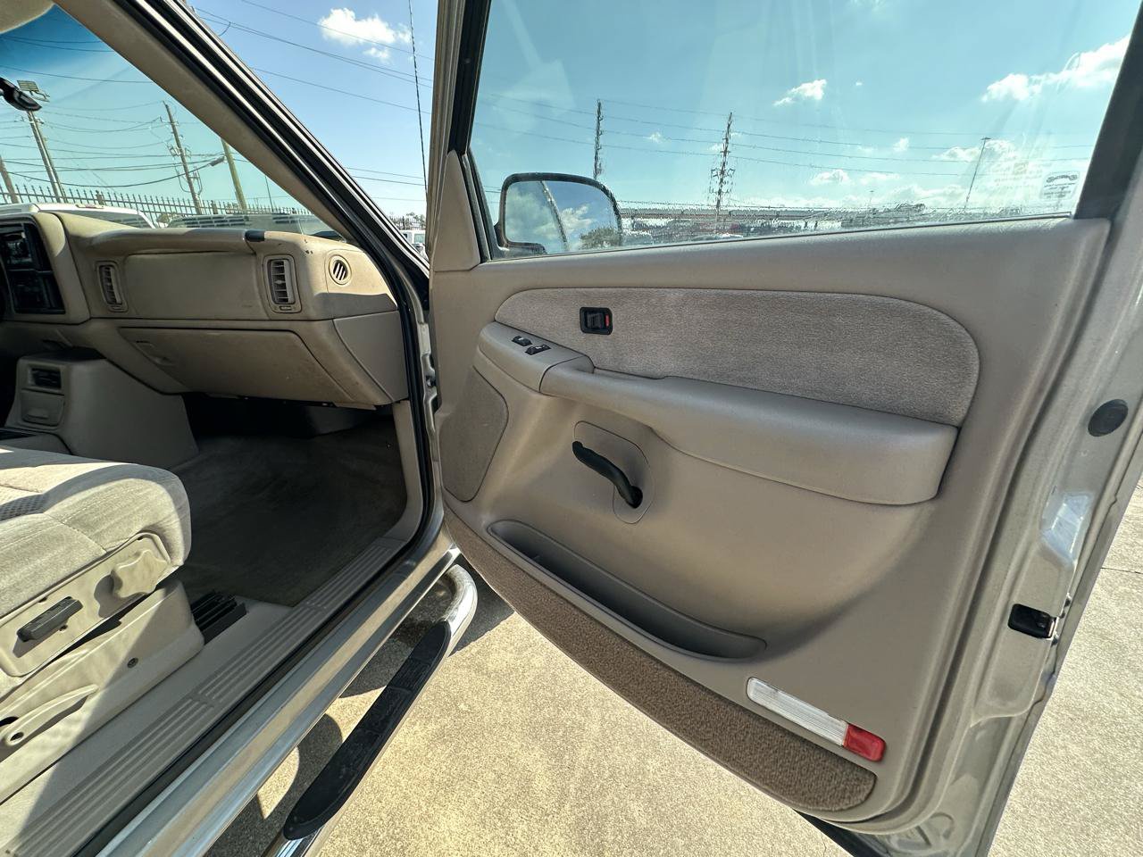 Used 2002 Chevrolet Silverado 2500 LS w/ Electrical Convenience Pkg AWD/4WD image 61
