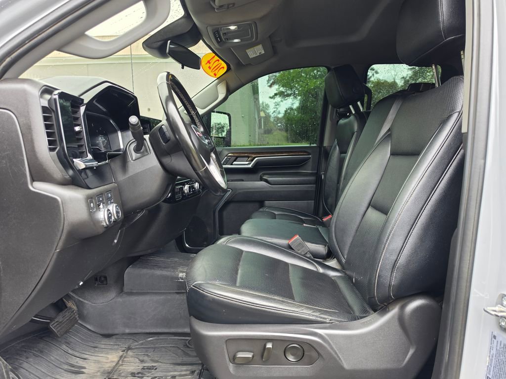 Used 2024 GMC Sierra 2500 SLE w/ SLE Value Package; image 29
