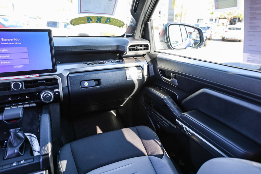 Certified 2025 Toyota Tacoma TRD Off-Road w/ TRD Off Road Upgrade Package image 6